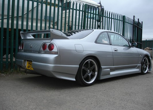 1993-1998 SKYLINE R33 TRIAL STYLE SIDE SKIRTS